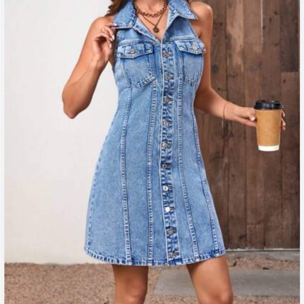 Avec Les Filles Light Blue Denim Sleeveless Button-Front Mini Dress
